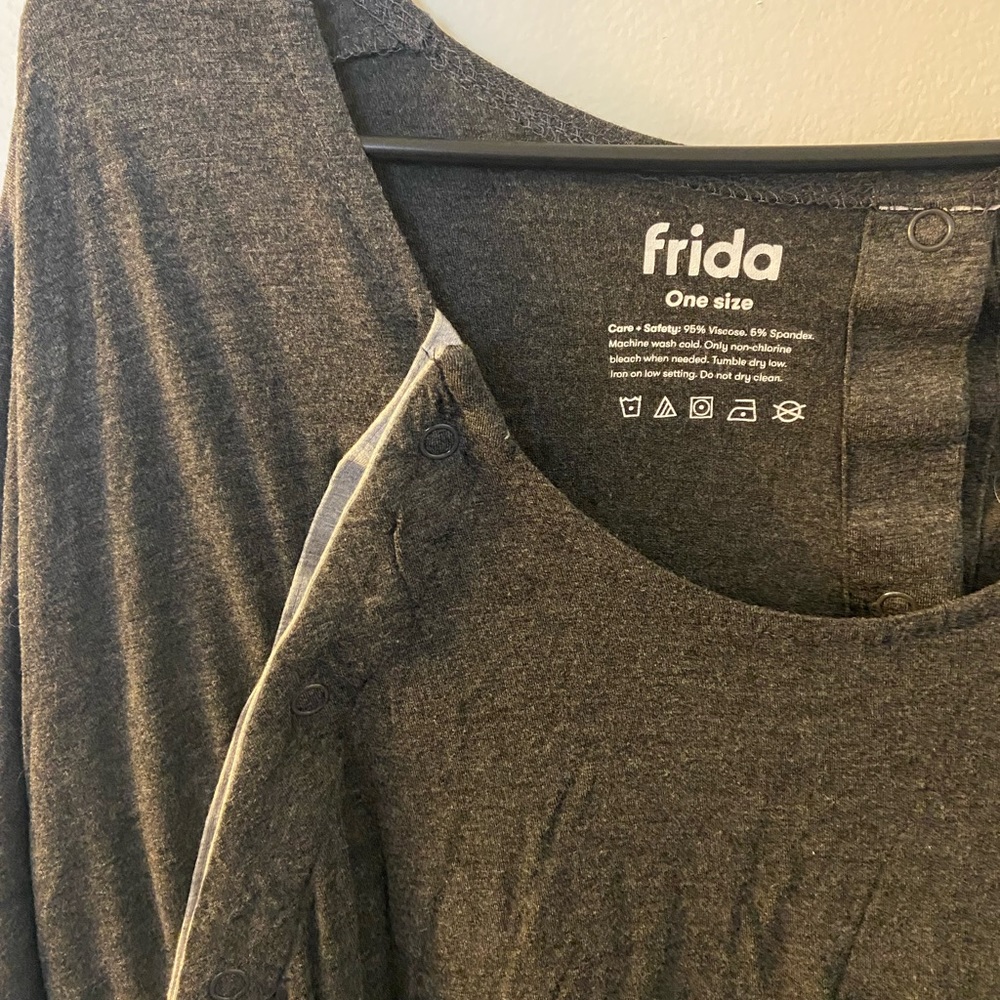 Frida Maternity Labor and Nursing Gown